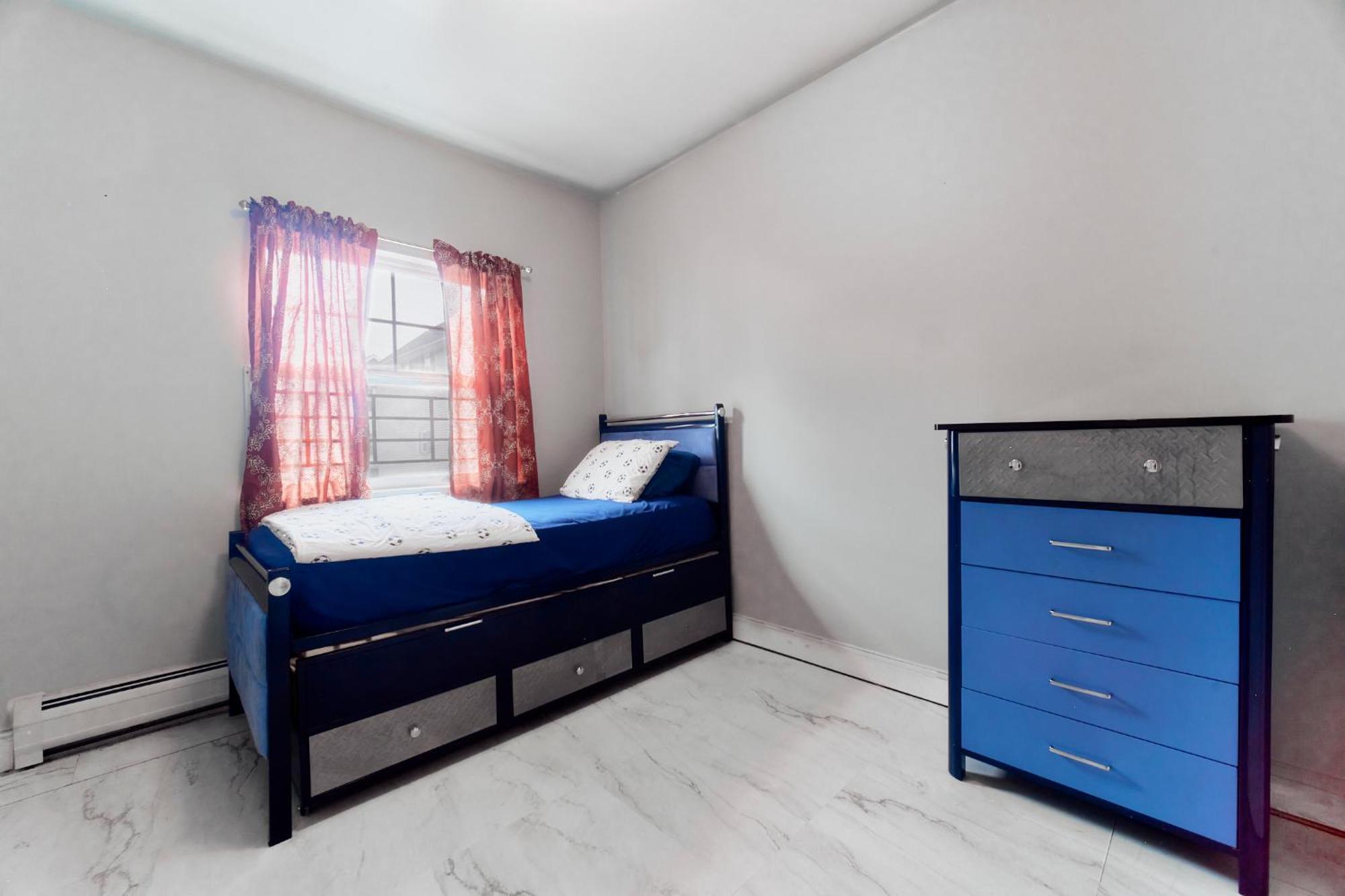 Hébergement de vacances Waterfront Gem Duplex 3 Bedroom 2floor In Whitestone Bronx Free Parking New York