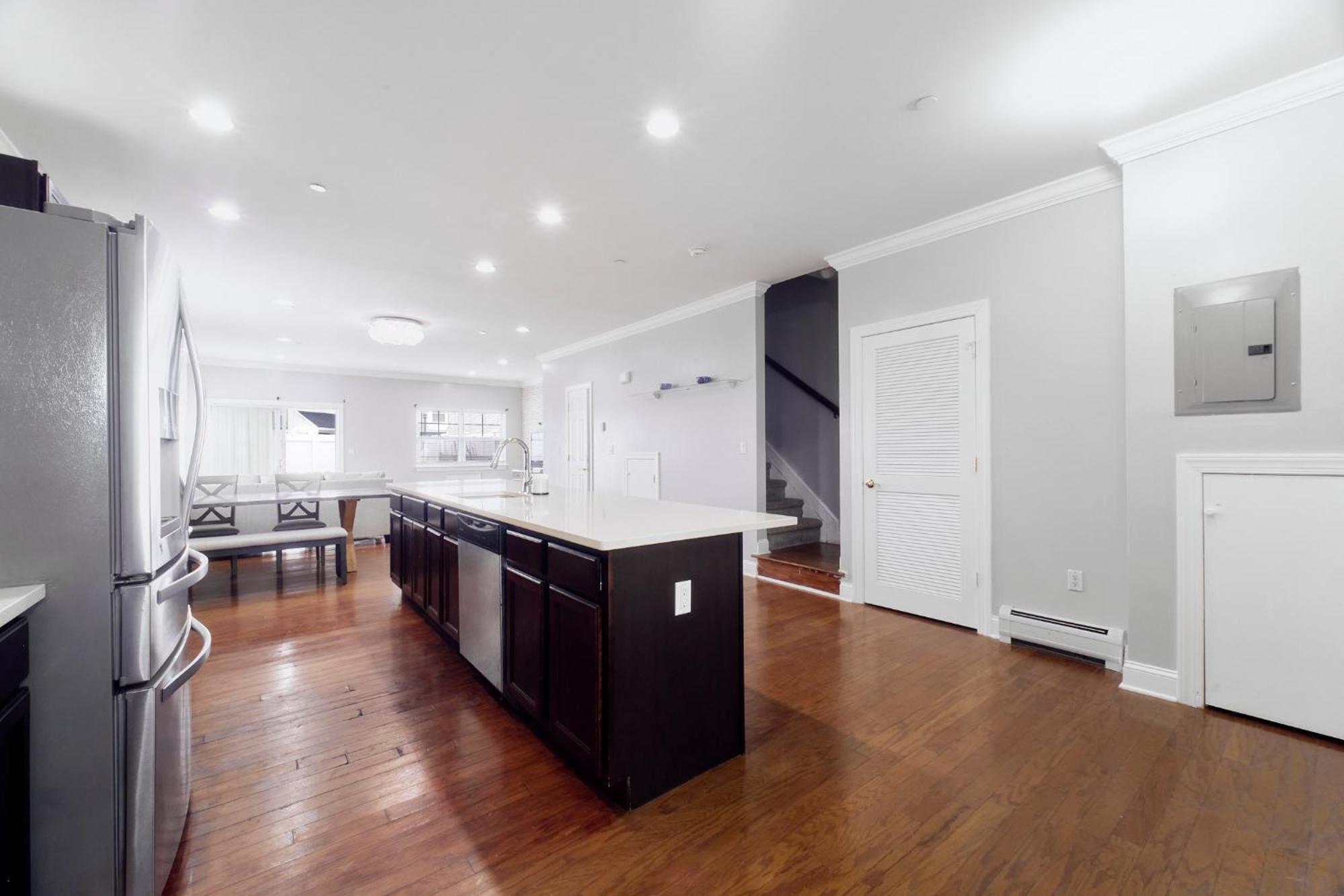 Waterfront Gem Duplex 3 Bedroom 2floor In Whitestone Bronx Free Parking Hébergement de vacances *