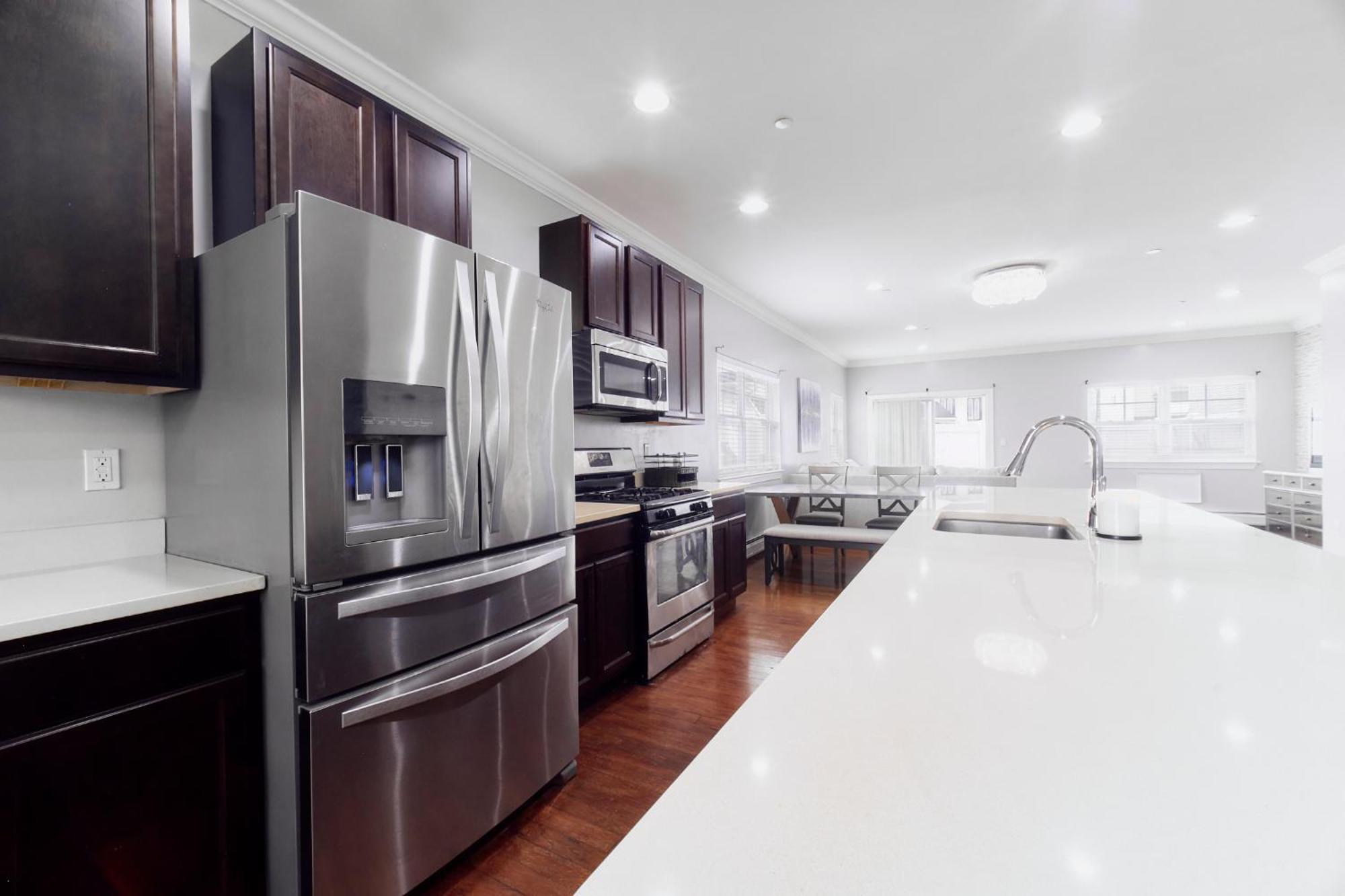 Waterfront Gem Duplex 3 Bedroom 2floor In Whitestone Bronx Free Parking Hébergement de vacances *
