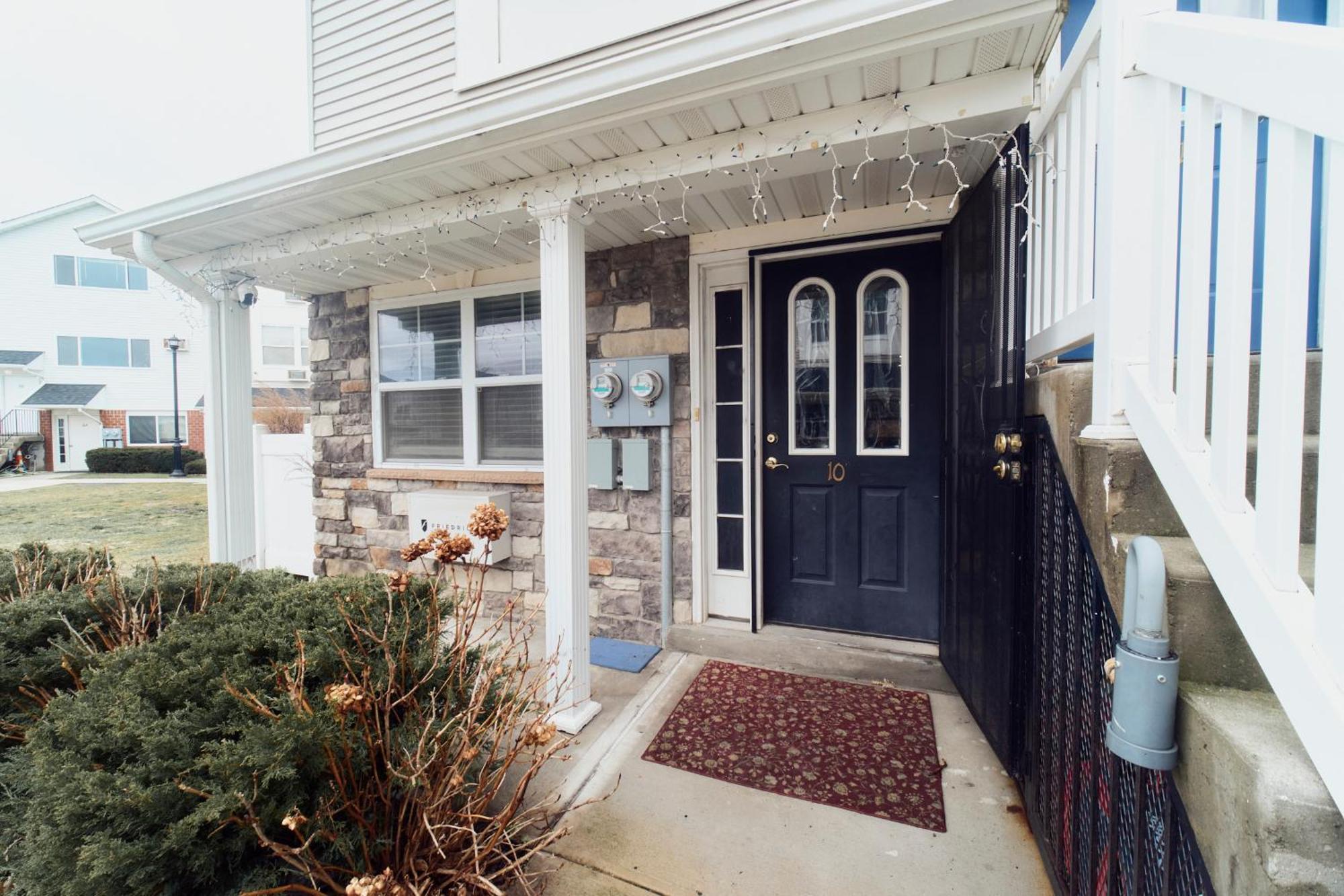 Hébergement de vacances Waterfront Gem Duplex 3 Bedroom 2floor In Whitestone Bronx Free Parking *